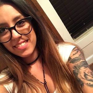 Meet your Posher, Alyssia